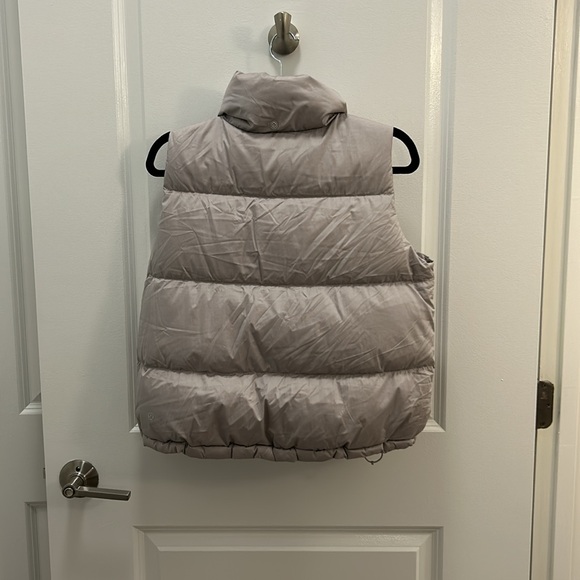 Lululemon Size 2 Wunderpuff vest - Picture 2 of 4